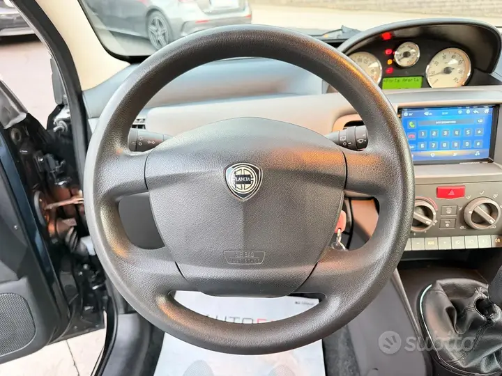 Lancia Ypsilon 2006 photo 4