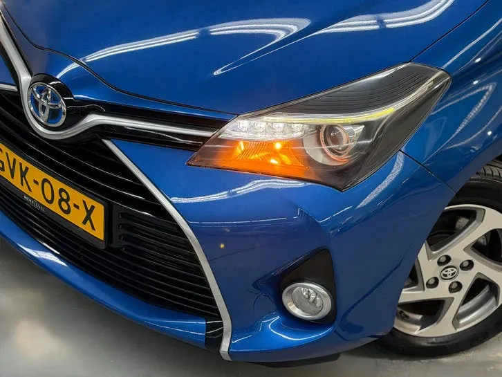Toyota Yaris 2015 photo 3