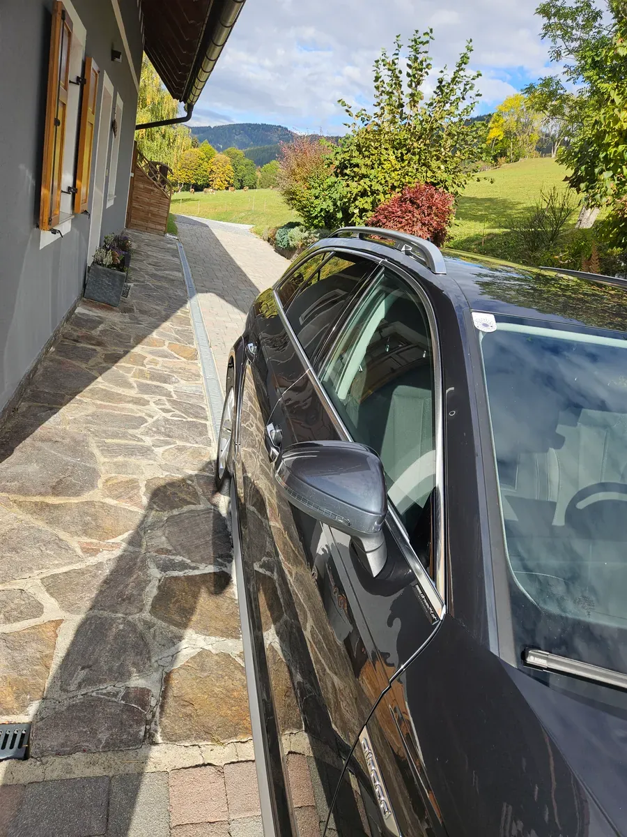 Audi A4 Allroad 2017 photo 2