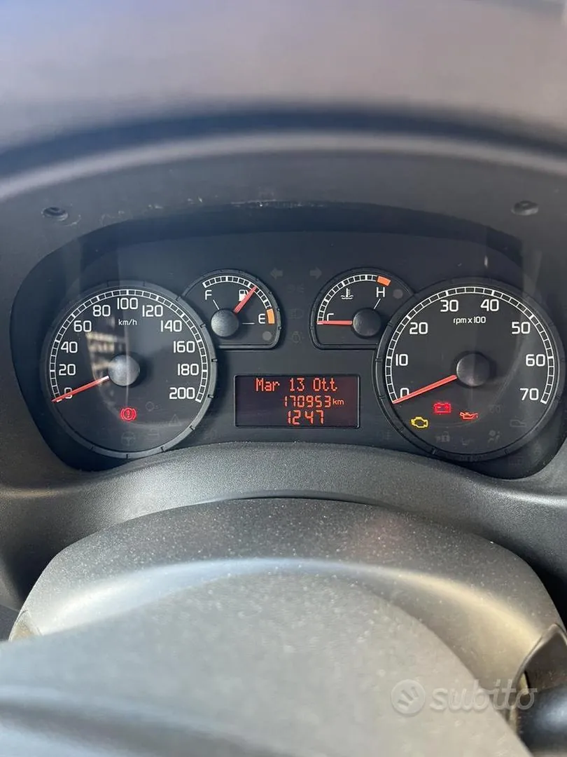 Fiat Doblo 2008 photo 2