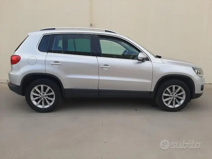 Volkswagen Tiguan 2012 photo 5