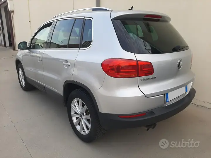 Volkswagen Tiguan 2012 photo 3
