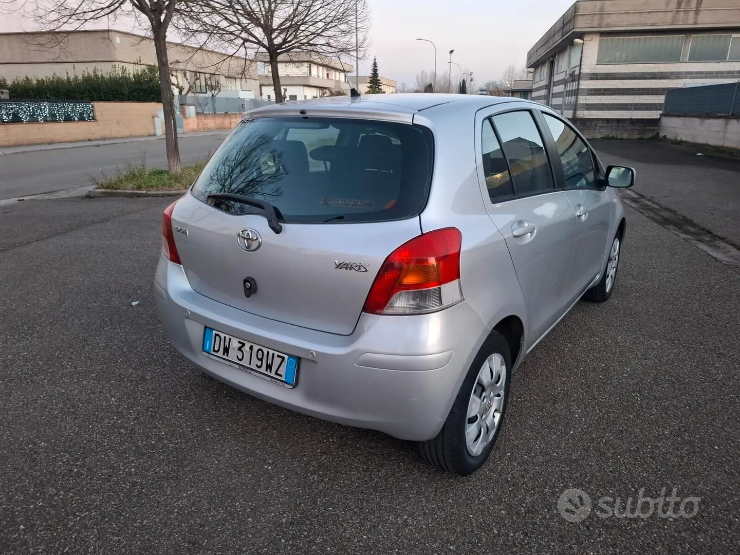 Toyota Yaris 2009 photo 5