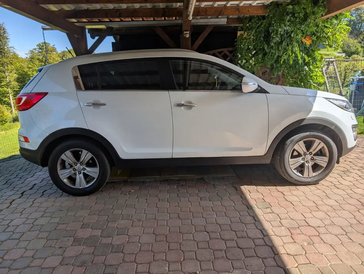 Kia Sportage 2010 photo 2