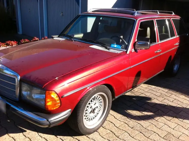 Mercedes-Benz W123