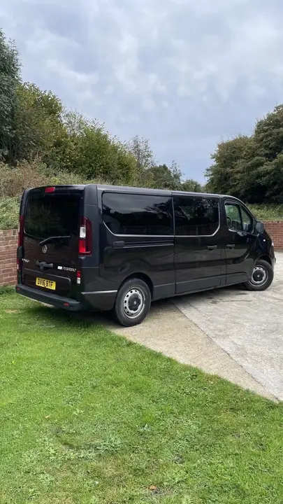 Vauxhall Vivaro 2016 photo 5