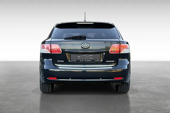 Toyota Avensis 2009 photo 5