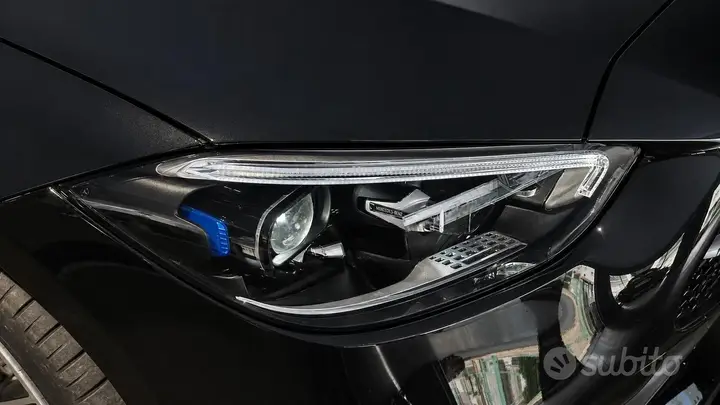 Mercedes-Benz C 2025 photo 5