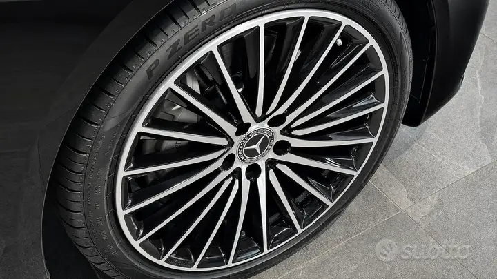Mercedes-Benz C 2025 photo 4