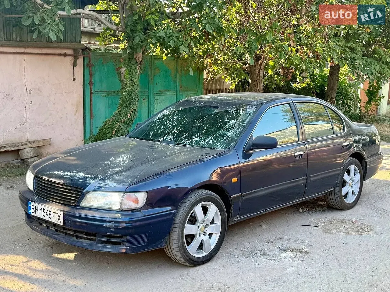 Nissan Maxima 1995 photo 3