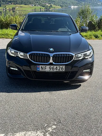 BMW 320D 2019 photo 2