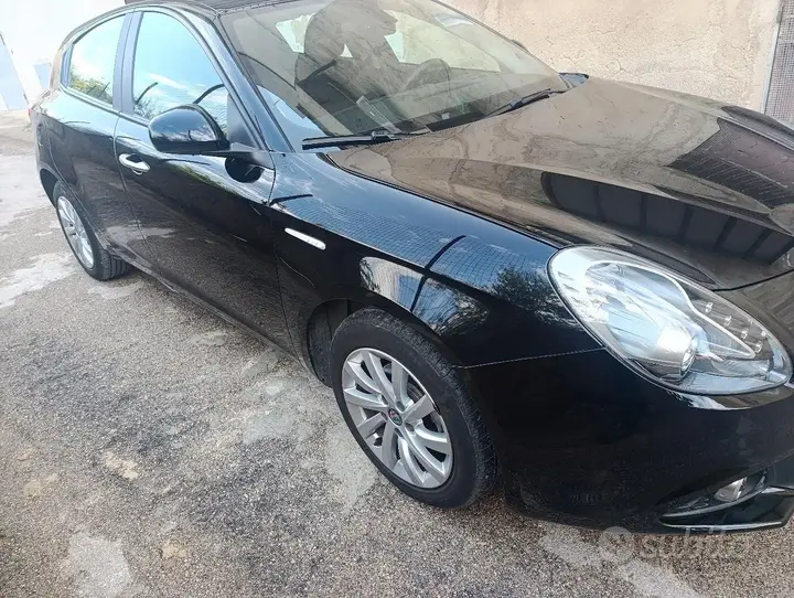 Alfa Romeo Giulietta 2018 photo 4