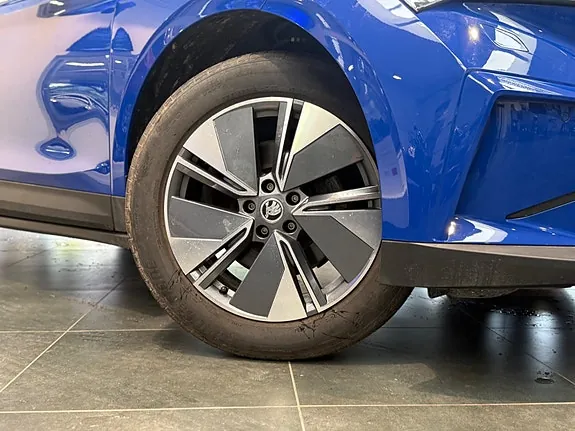 Skoda Enyaq 2023 photo 3