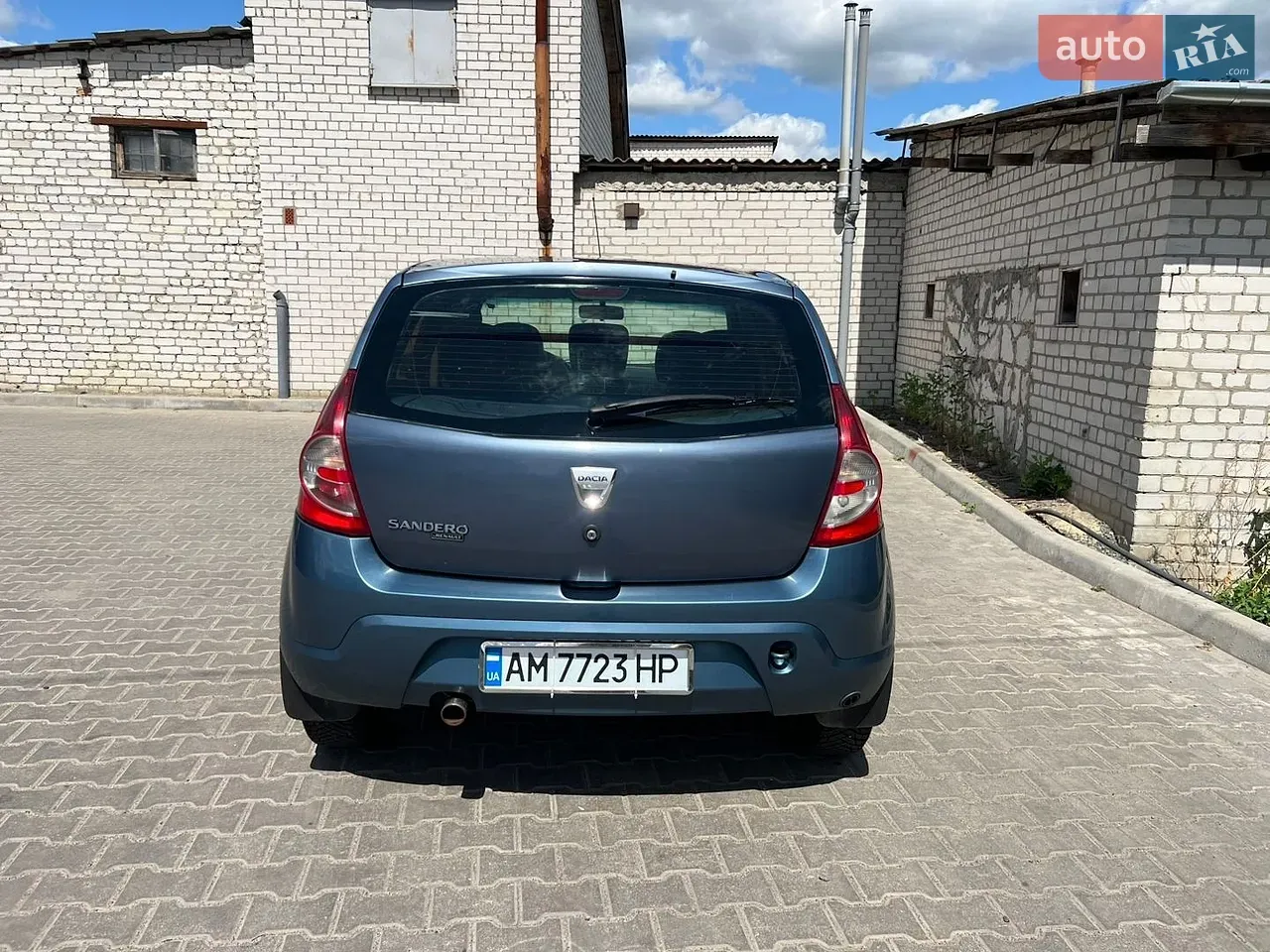 Renault Sandero 2011 photo 5