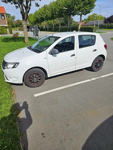 Dacia Sandero 2013 photo 4