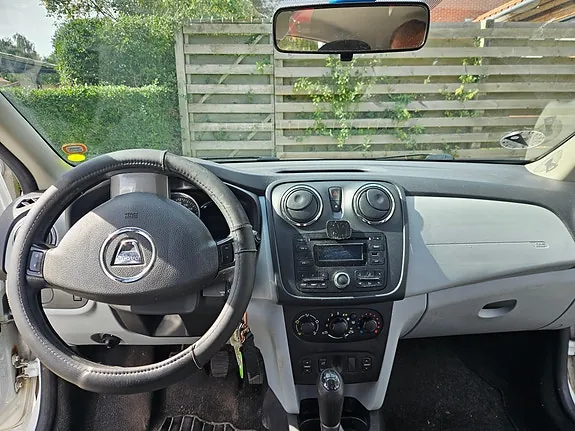 Dacia Sandero 2013 photo 3