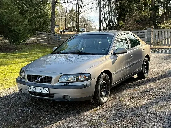 Volvo S60 2003 photo 2