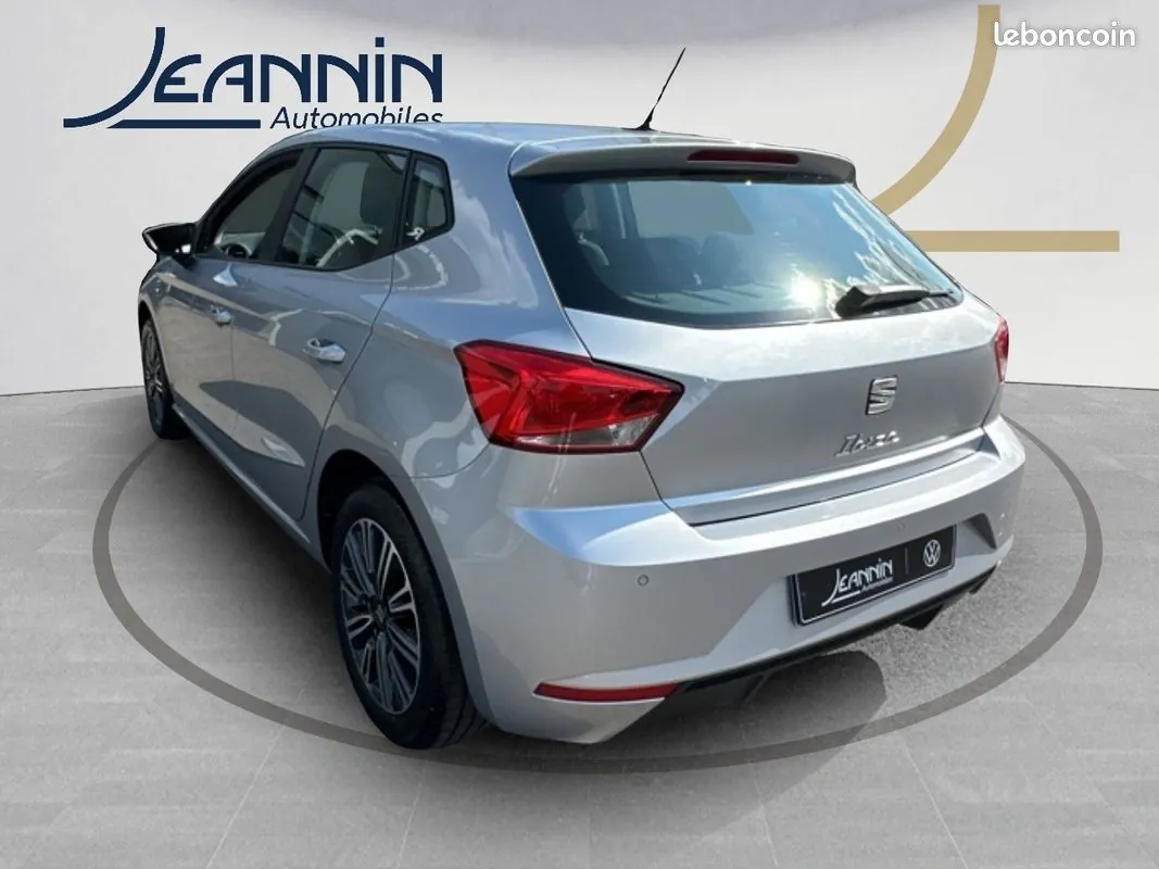 Seat Ibiza 2023 photo 3