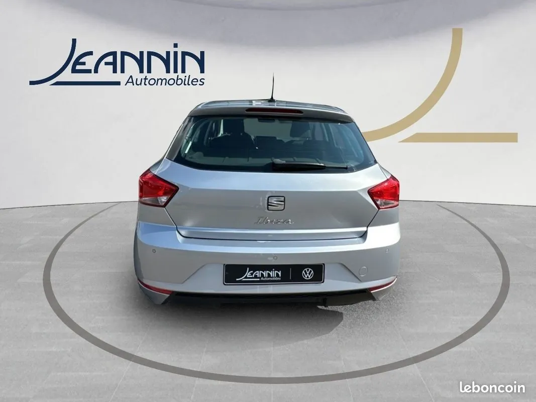 Seat Ibiza 2023 photo 4