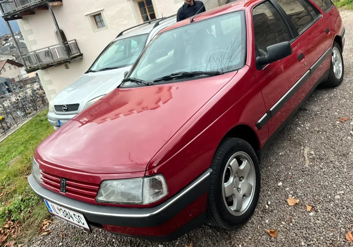 Peugeot 405 1990 photo 2
