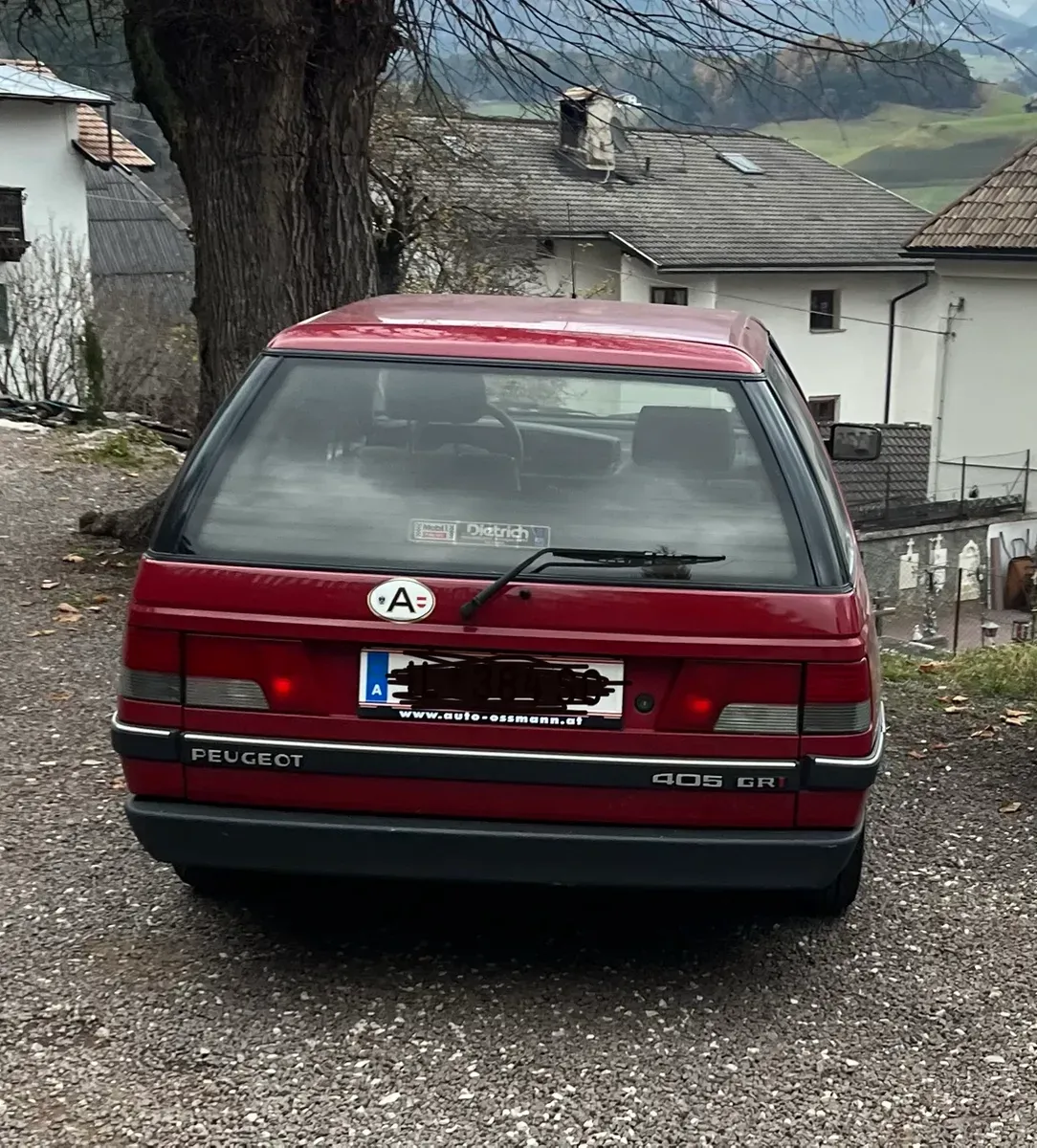 Peugeot 405