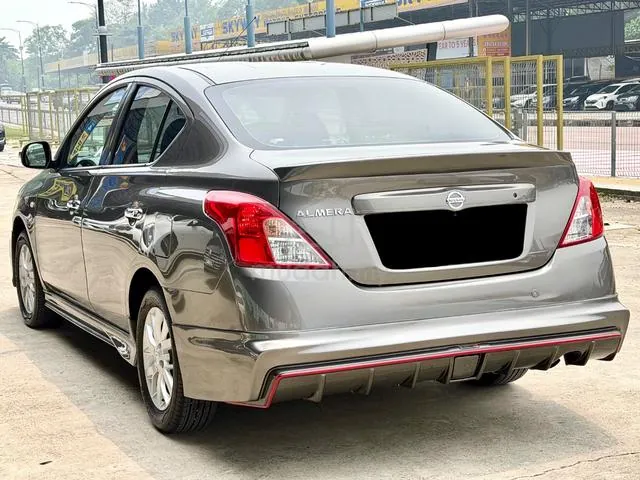Nissan Almera