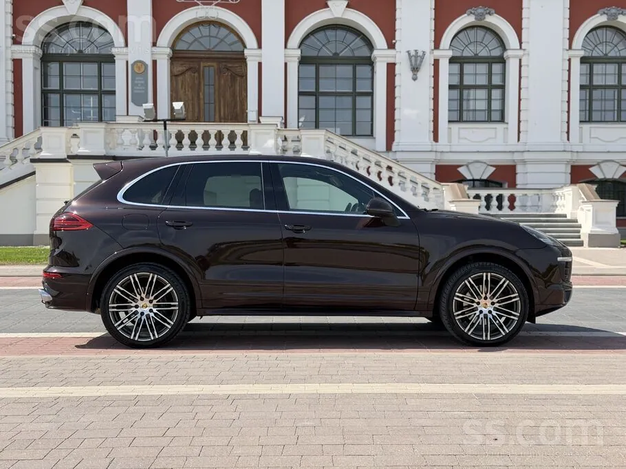 Porsche Cayenne 2016 photo 3