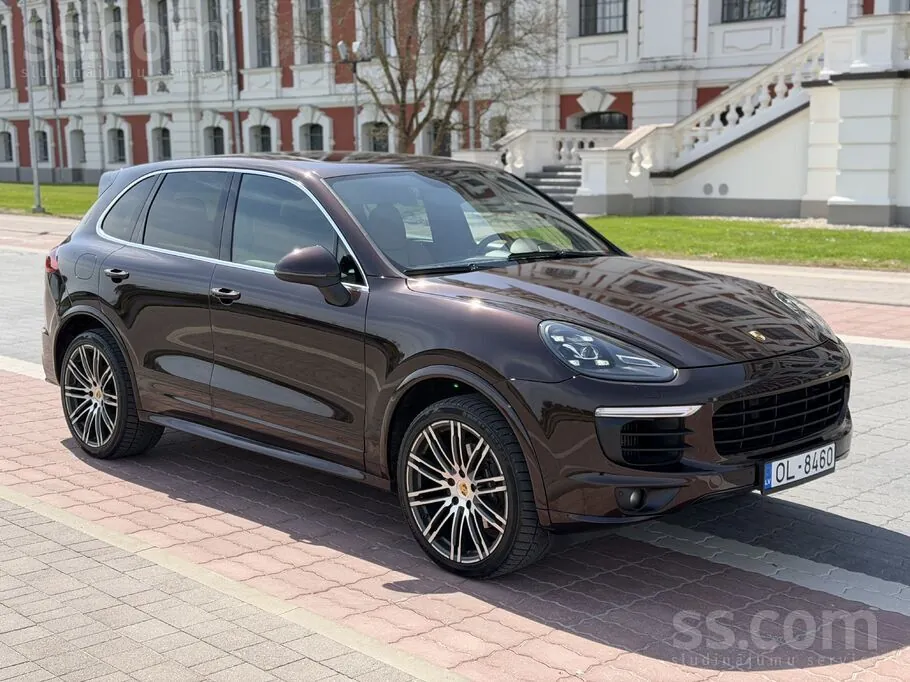 Porsche Cayenne 2016 photo 2