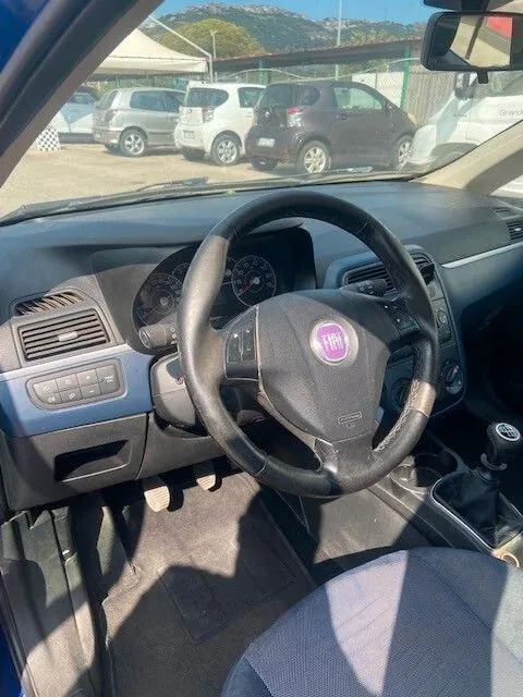 Fiat Grande Punto 2008 photo 5