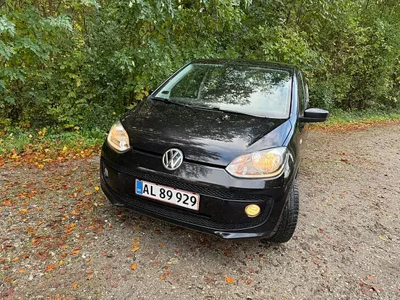 Volkswagen Up 2014 photo 2