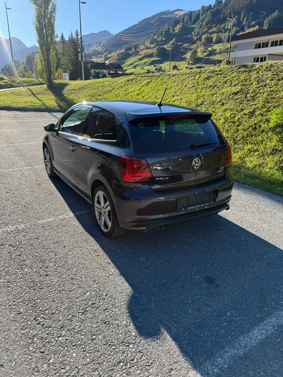 Volkswagen Polo 2015 photo 3