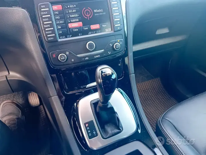 Ford Galaxy 2014 photo 5