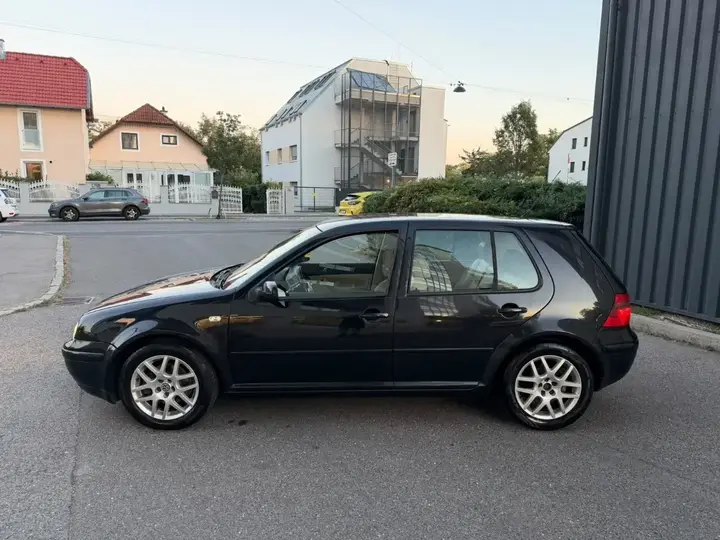Volkswagen Golf 2003 photo 3