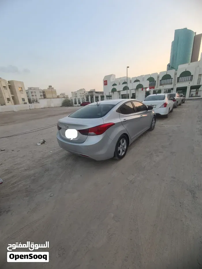 Hyundai Elantra 2012 photo 2