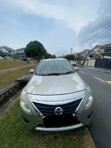 Nissan Almera