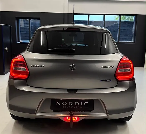 Suzuki Swift 2018 photo 5