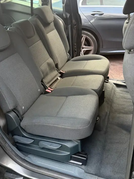 Ford Grand C-Max 2015 photo 5