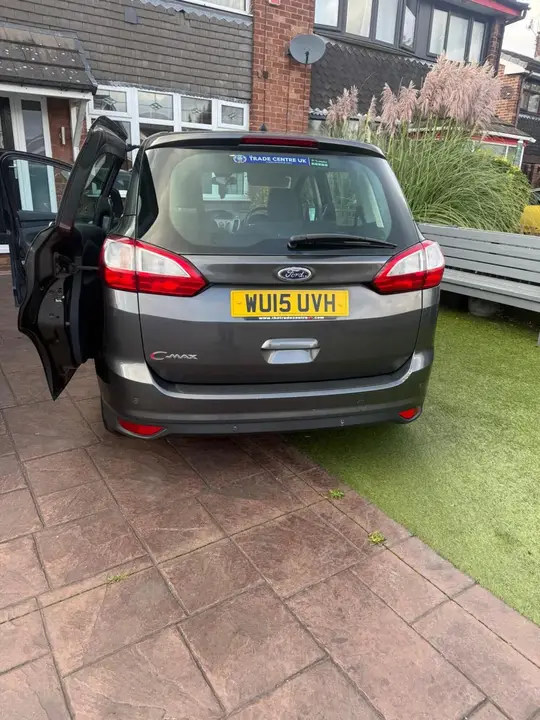Ford Grand C-Max 2015 photo 3