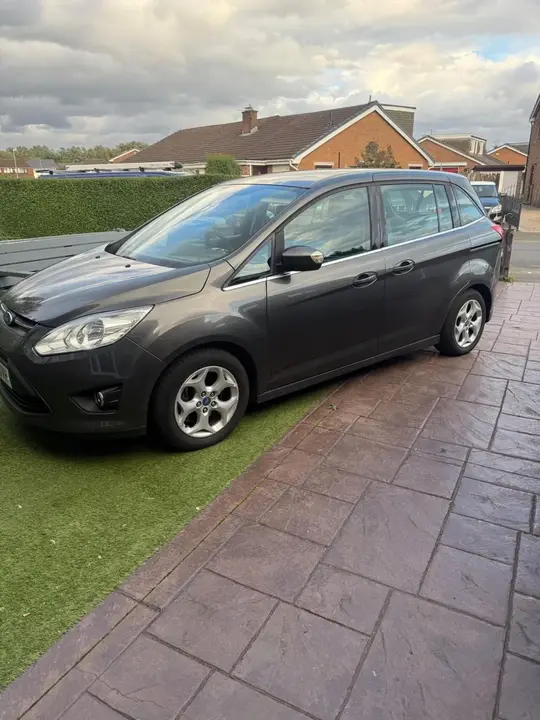 Ford Grand C-Max 2015 photo 2