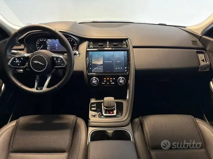 Jaguar E-Pace 2022 photo 4