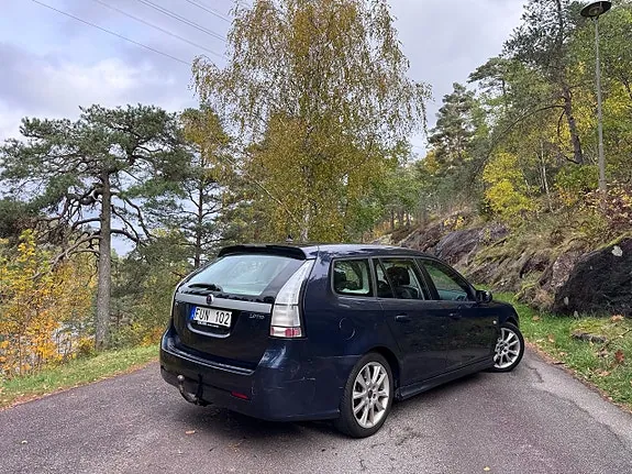 Saab 9-3 2010 photo 4