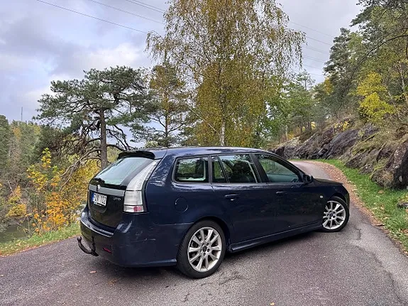 Saab 9-3 2010 photo 5