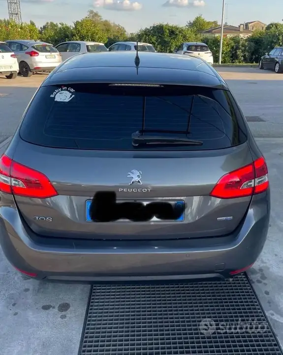 Peugeot 308 2016 photo 2