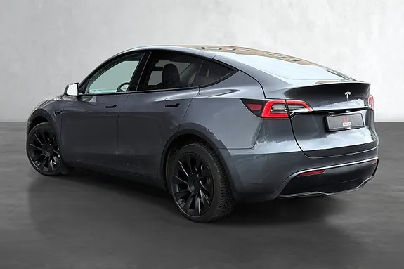 Tesla Model Y 2022 photo 3
