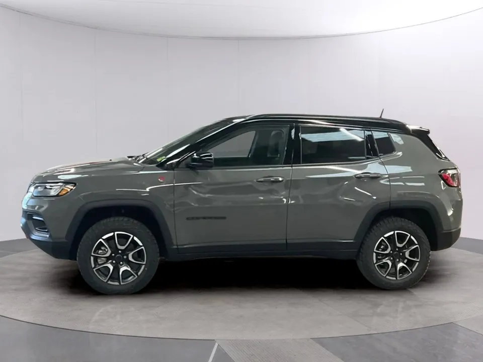 Jeep Compass 2026 photo 2