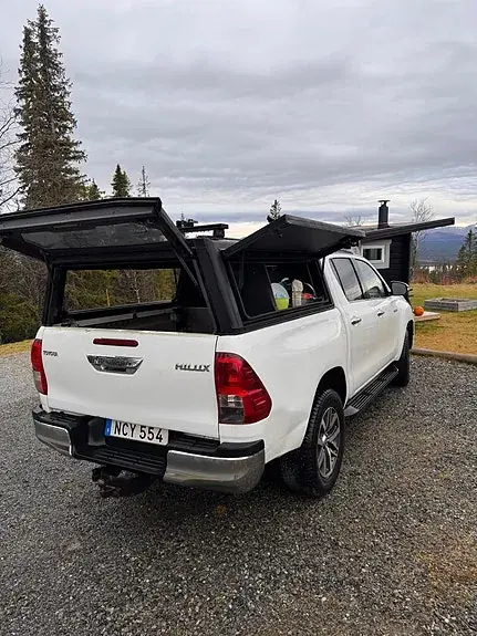 Toyota Hilux 2017 photo 5