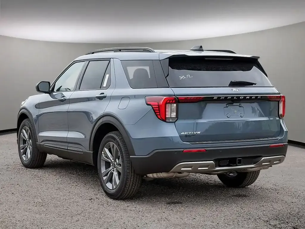 Ford Explorer 2027 photo 4
