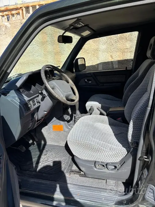Mitsubishi Pajero 1995 photo 4