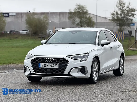 Audi A3 2023 photo 3