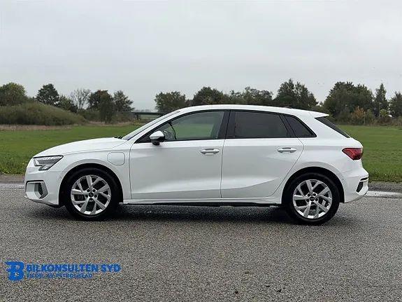 Audi A3 2023 photo 5